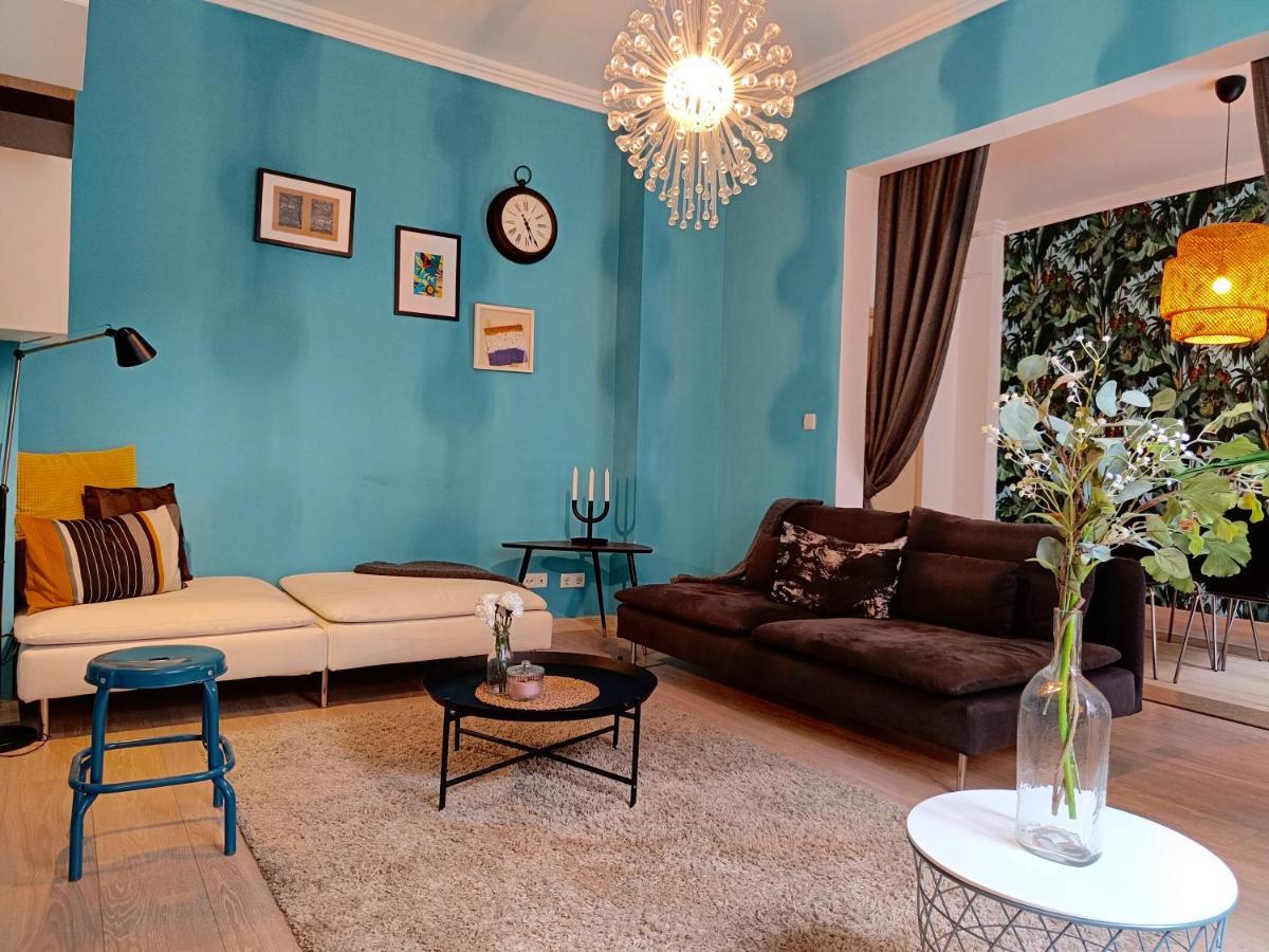Newly Refurbished Apartment In The City Center โซเฟีย ภายนอก รูปภาพ
